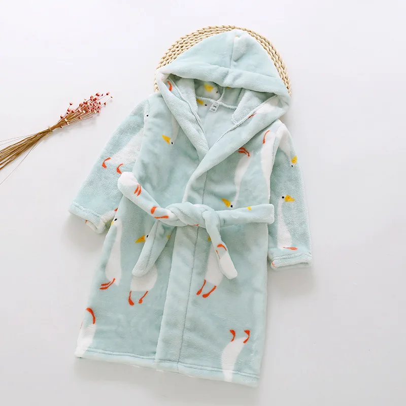 Cartoon Children's Robe Flannel Baby Bathrobe Long Sleeve Hooded Kids Bath Robe Lovely Animal Child Boy Girls Robes Kids Clothes