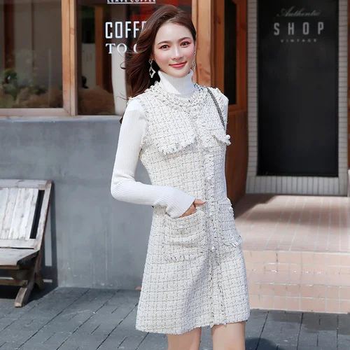 

2019 Autumn New Small Fragrance Slim Brand Women Tweed Dress Winter Pearls Embellished Tassels Wool Vest A Line Dress Dr789