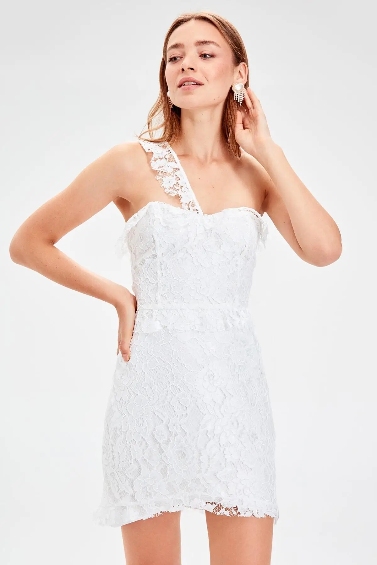 

Trendyol Ecru From Shoulder Ribbon Detail Lace Dress TPRSS19WU0028