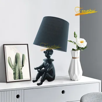 

Art Deco LED Table Lamp Modern Creative Black / White Clown Decoration Table Lights Hotel Study Bedroom Living Room Table Lamps