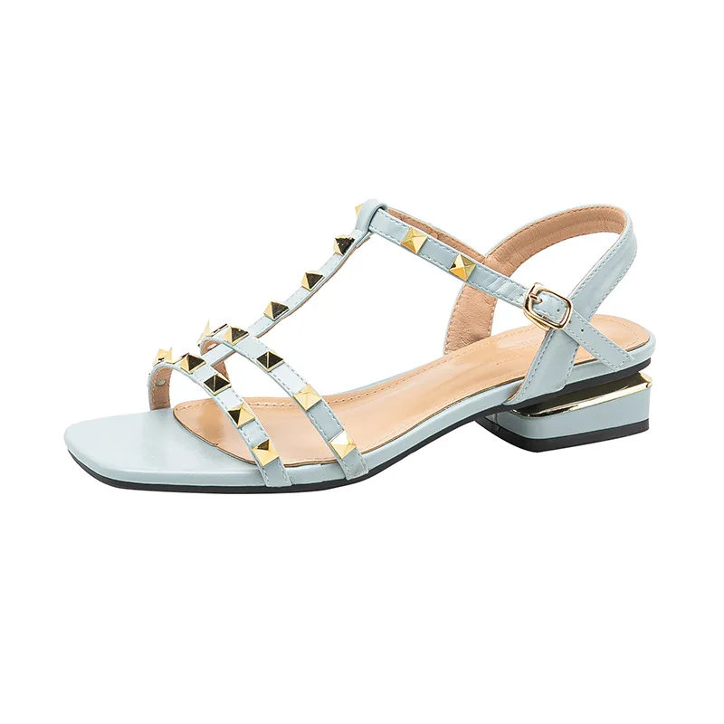 

Fashion Rivet Women Sandals Luxury Brand Designer Female Open Toe Low Heel Footwear Ladies Summer Outdoor Beach Shoes