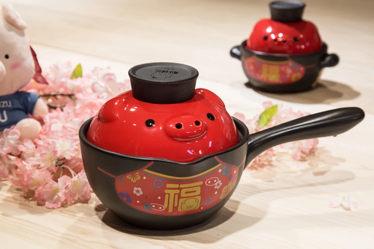 1.5L Red Single handle pig milk pan slow cooker Ceramic Casserole Stew soup cooking pot Creative gift 1-2people use