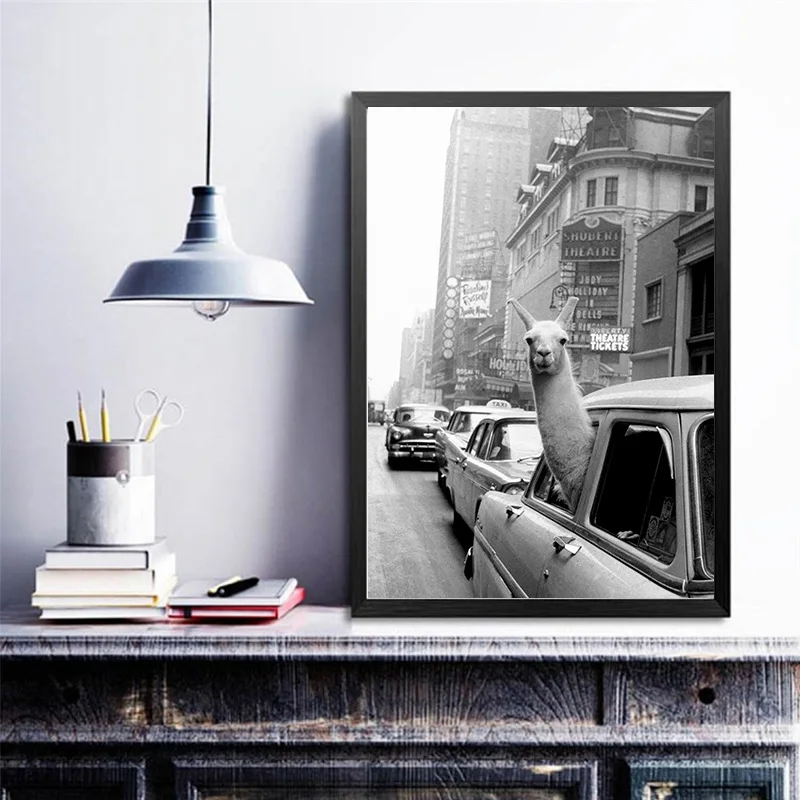 

Modern Alpaca Avatar Personality Retro Canvas Wall Painting Poster And Print Wall Pictures For Living Room Decoration