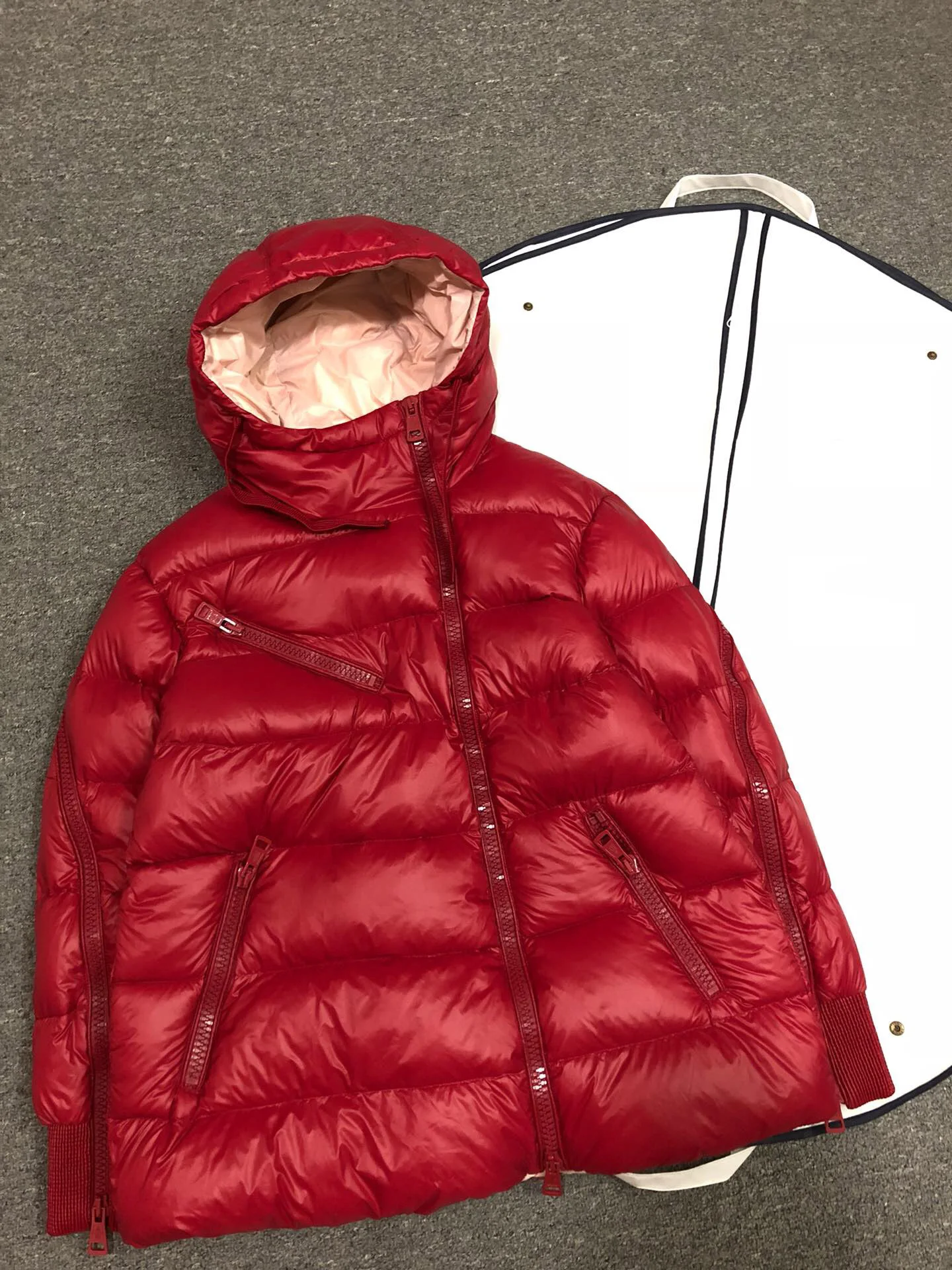 Пуховик женский пуховик красный черный с капюшоном Высокое качество белый гусиный пух зимние парки верхняя одежда теплая зимняя куртка пальто - Цвет: black