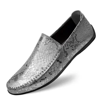 

2019 New fashion trend casual men's shoes driving 37-45 sports shoes zapatos de mujer leather breathable sneakers