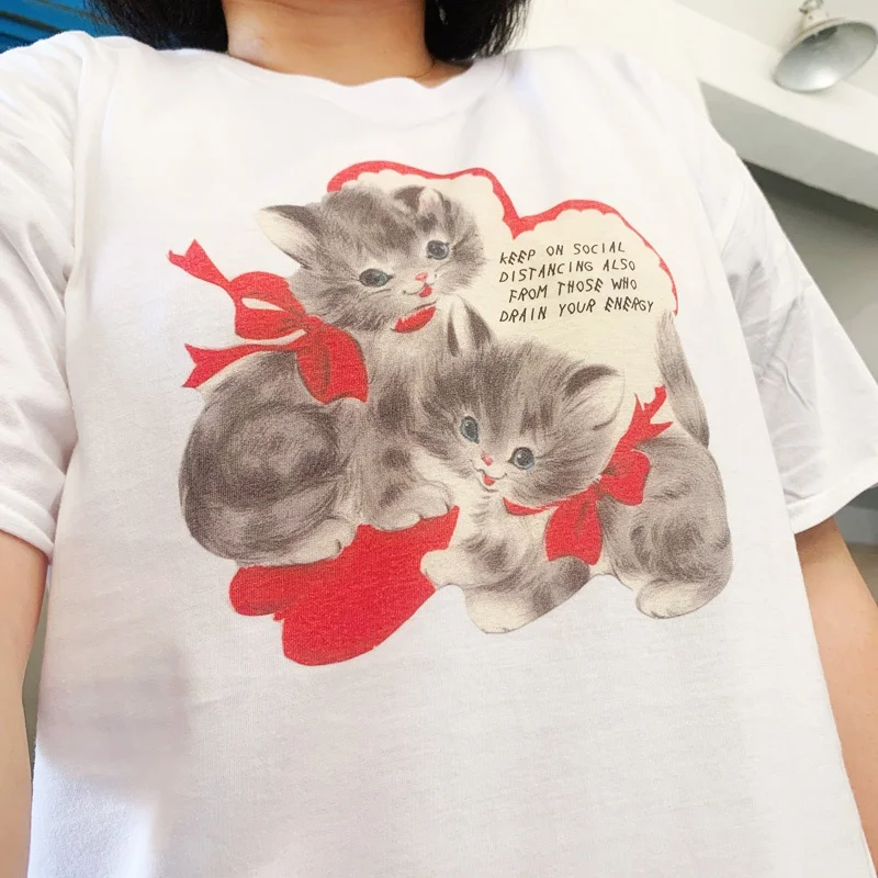 

Kawaii The Kitten Club Women T Shirt Streetwear White Cotton Short Sleeve Femme Oversized Graphic Tee Cute Grunge Tops Y2k Egirl
