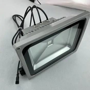 

60W COB RGB DMX flood light,AC85-265V input;IP65;controlled by dmx controller directly;size:L300XW230XH150mm
