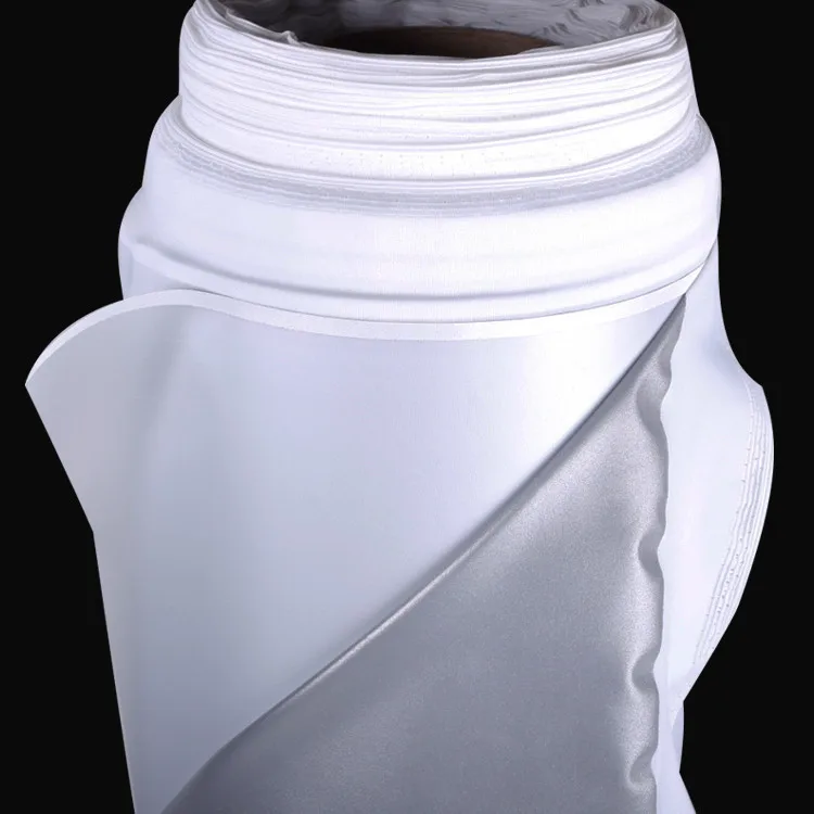 

Factory Price Supply Single Sided Silver-White Stretch Fabric Reflective Fabric TC Reflective Fabric-Used in Bag Special Clothin