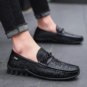 

Loafers men British Fashion Tassel Casual Shoes slip on moccasins outdoor Breathable Man Boat Shoes Non-Slip Hard-Wearing