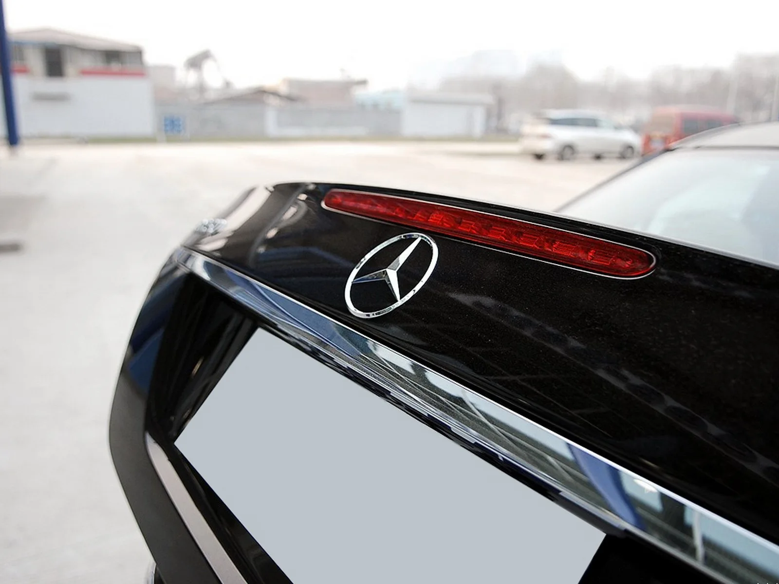 Красный светодиодный задний тормозной светильник высокого уровня для Mercedes Benz E-Class W211 2002-09