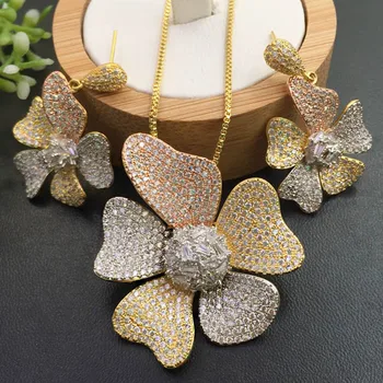 

Zlxgirl cubic zircon bridal jewelry sets Abstract Geometry Pattern Flower Shape Necklace with Earrings for Woman party couple