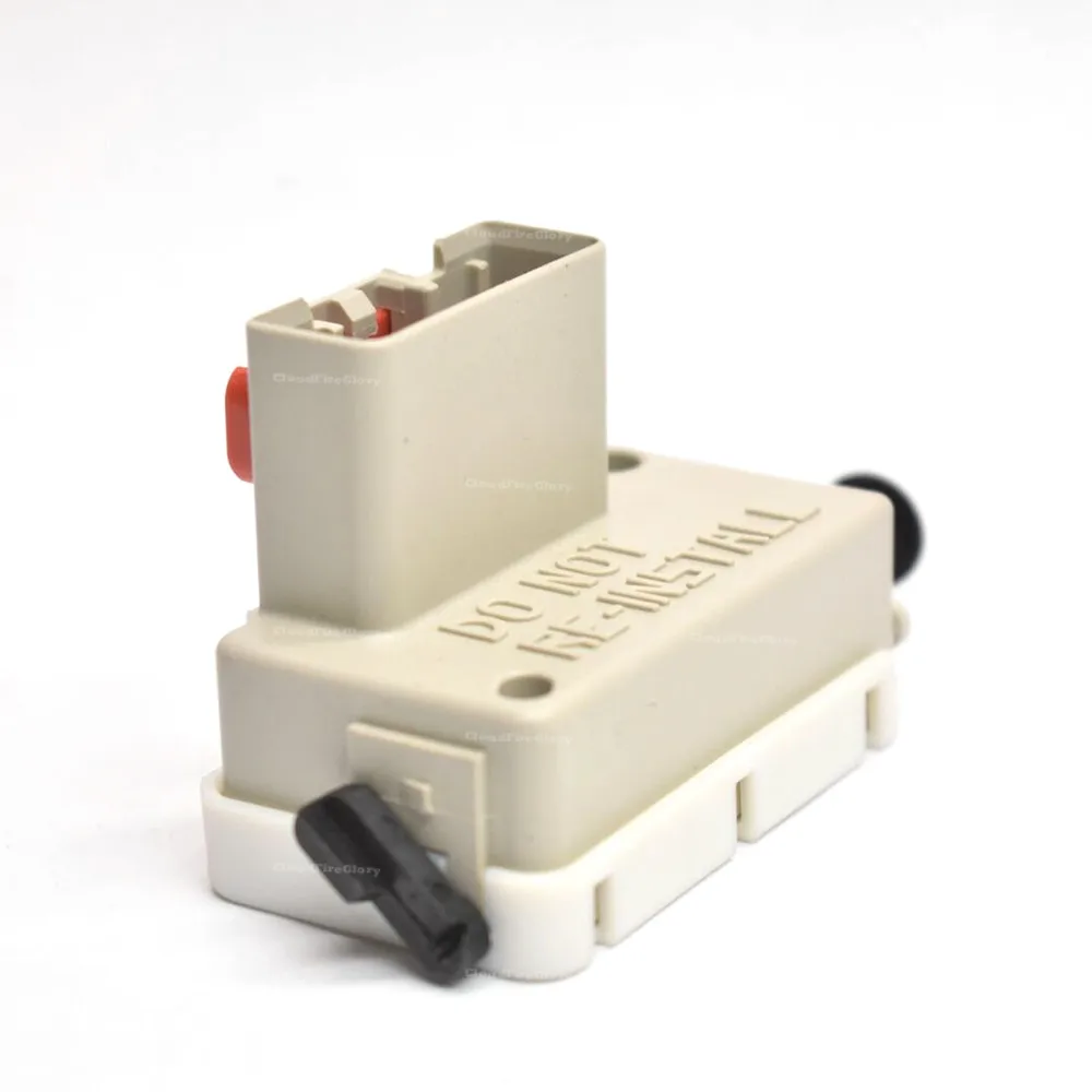 05083344AA Brake Light Switch For Dodge Full Size Van Ram 2001-2010 For Cheysler PT Cruiser 2001-2010 Jeep Liberty 2008-2011
