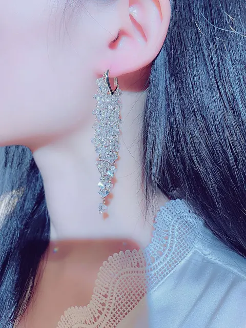 JUWANG Super Fashion Shine Glamour Crystal Temperament Earrings Long Flash Temperament Elegant Fashion Trendy Luxury Jewelry 6