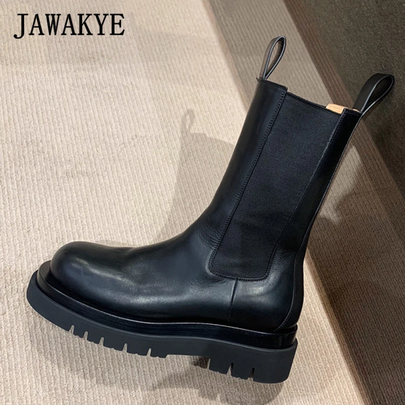 flat bottom chelsea boots