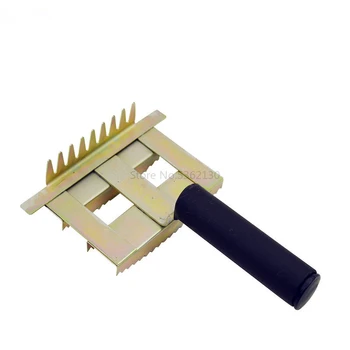 

Combs for cattle and sheep; Wool combs for cattle and sheep; Wool combs for animals