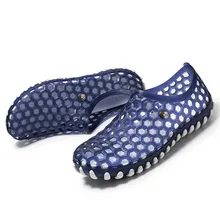 Мужская легкая обувь с отверстиями; удобные повседневные Нескользящие пляжные сандалии; chaussure homme; большие размеры