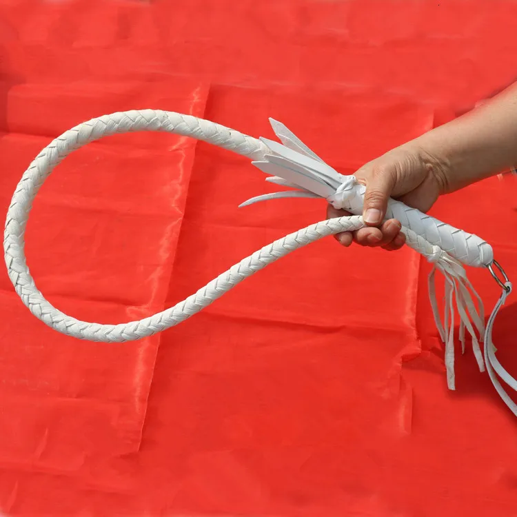 whip leather handle Чистая воловья кожа, кнут, для верховой езды, танец, Самозащита, кнут, боевое искусство, кнут, реквизит для фильмов - Цвет: whip leather handle