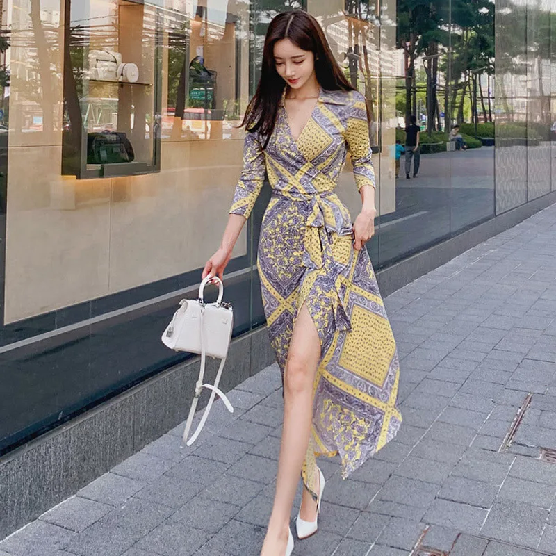 

2019 Autumn Clothing New Style Korean-style Ol Elegant V-neck Slimming Lace-up Waist Hugging Printed Dress Dress Women's 6221