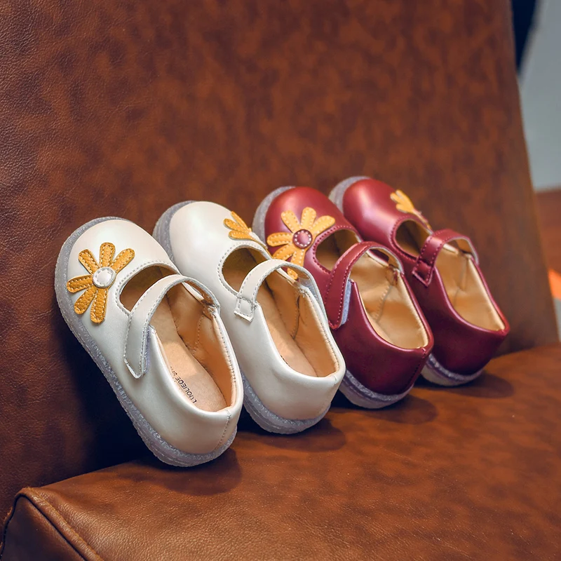 

Toddler Shoes 2020 Fashion Korean Spring Autumn Girls Kids Children's Pu Flowers White Princess Hook Loop Flat Leather Shoe Baby