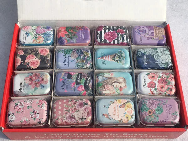 32pcs/lot Flowers Collective Tin Boxes Metal Storage tins Wedding Candy Box Party Favors Honey Talk - Цвет: Flowers