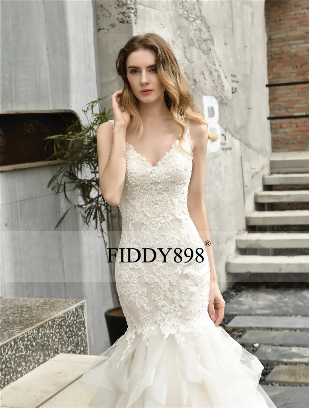 В наличии свадебное платье русалки 2020 длинный v образный вырез лямки кружевное