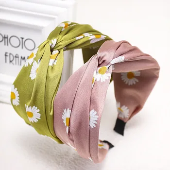 

Daisy Flower Cross Headband for Women Simple Fabric Girls Hairband Women Hair Accessories Wide Side Hair Band
