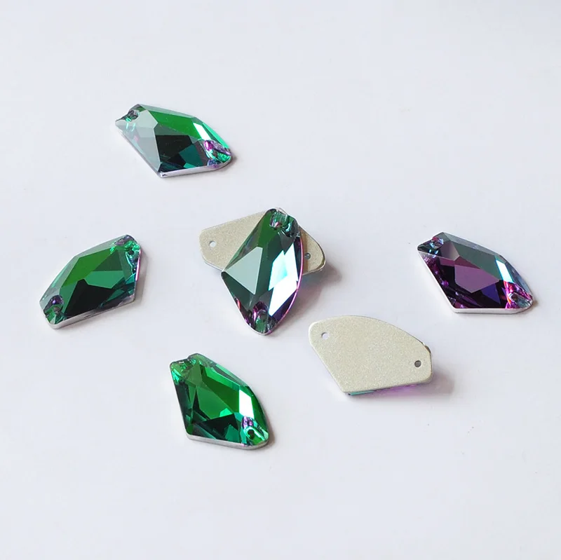 Emerald Галактические стеклянные стразы кристаллический элемент AB фуксия изумруд пришивные стразы блестящие стразы для украшения для одежды украшения - Цвет: Emerald