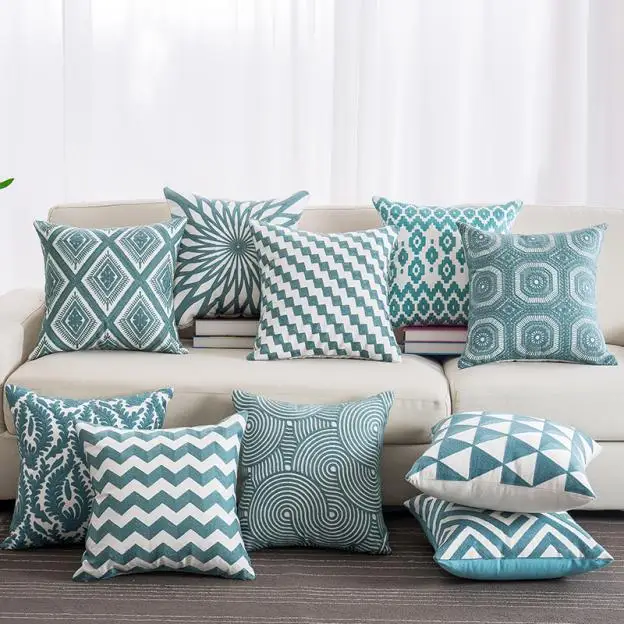 Зеленая серия наволочек с вышивкой односторонняя наволочка в клетку Мягкая