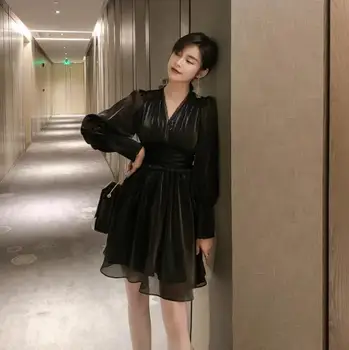 

2019 Autumn Korean Fashion A-line Dress V-neck Long Lantern Sleeve Pleated Short Dress Vestidos Robe Femme