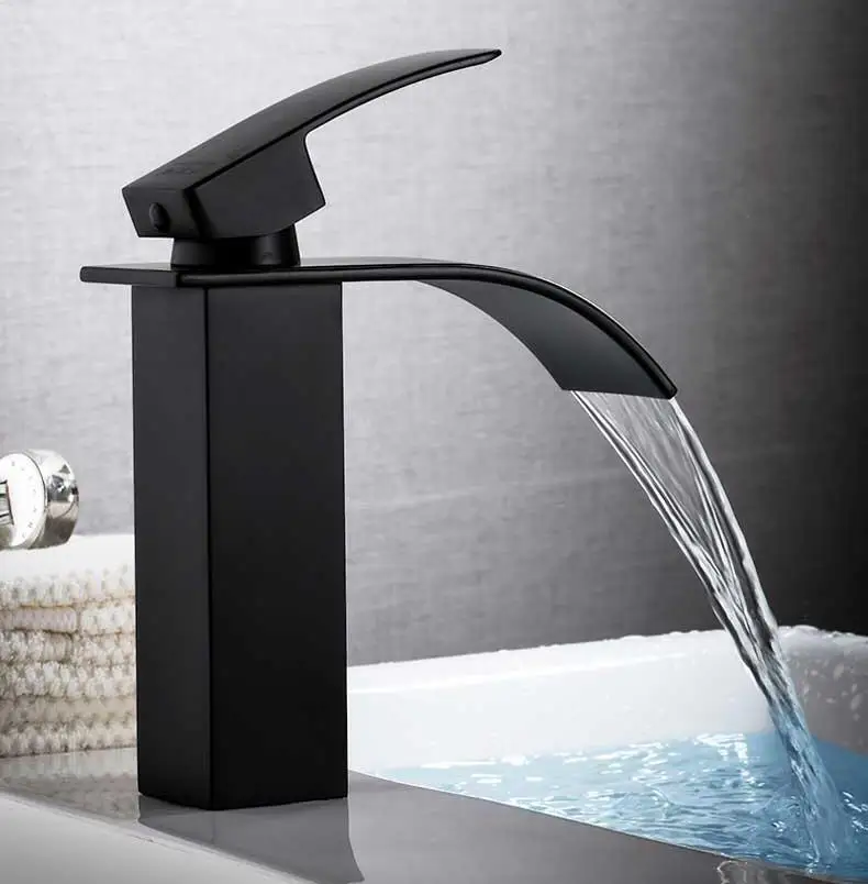 Preto, Torneira da bacia do banheiro, Torneira