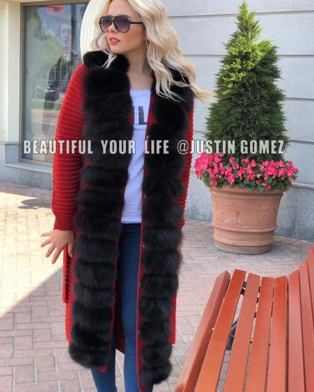 New Design High-end Fashion Chic Elegant Winter Clothes Women Warm High Quality Women Sweaters With Long Natural Fox Fur Collar
