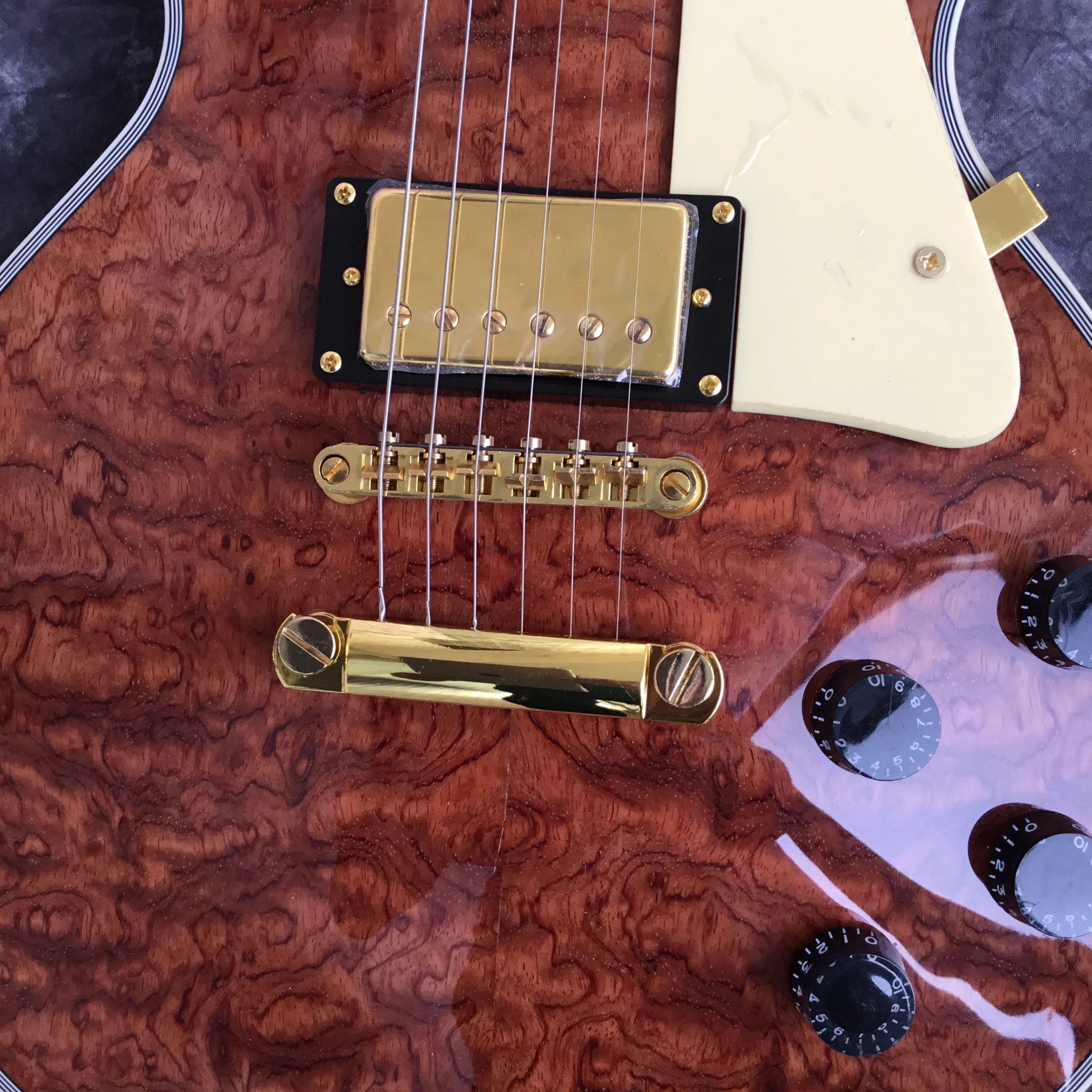 Коричневая глянцевая отделка на заказ электрическая гитара Золотое оборудование гитара ra электрическая палисандр гитара Шея DIY Гитарный комплект на заказ