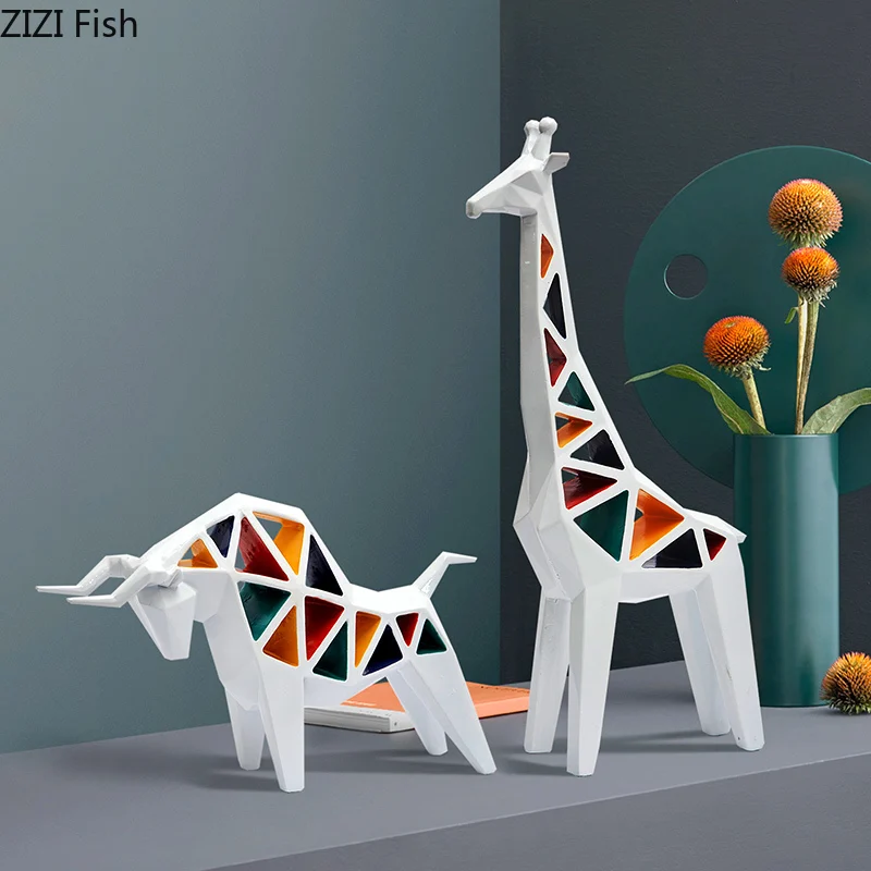 

Abstract Simulation Animal Statue Hollow Geometric Color Resin Animal Statue Crafts Giraffe Elephant Home Decoration Accessories