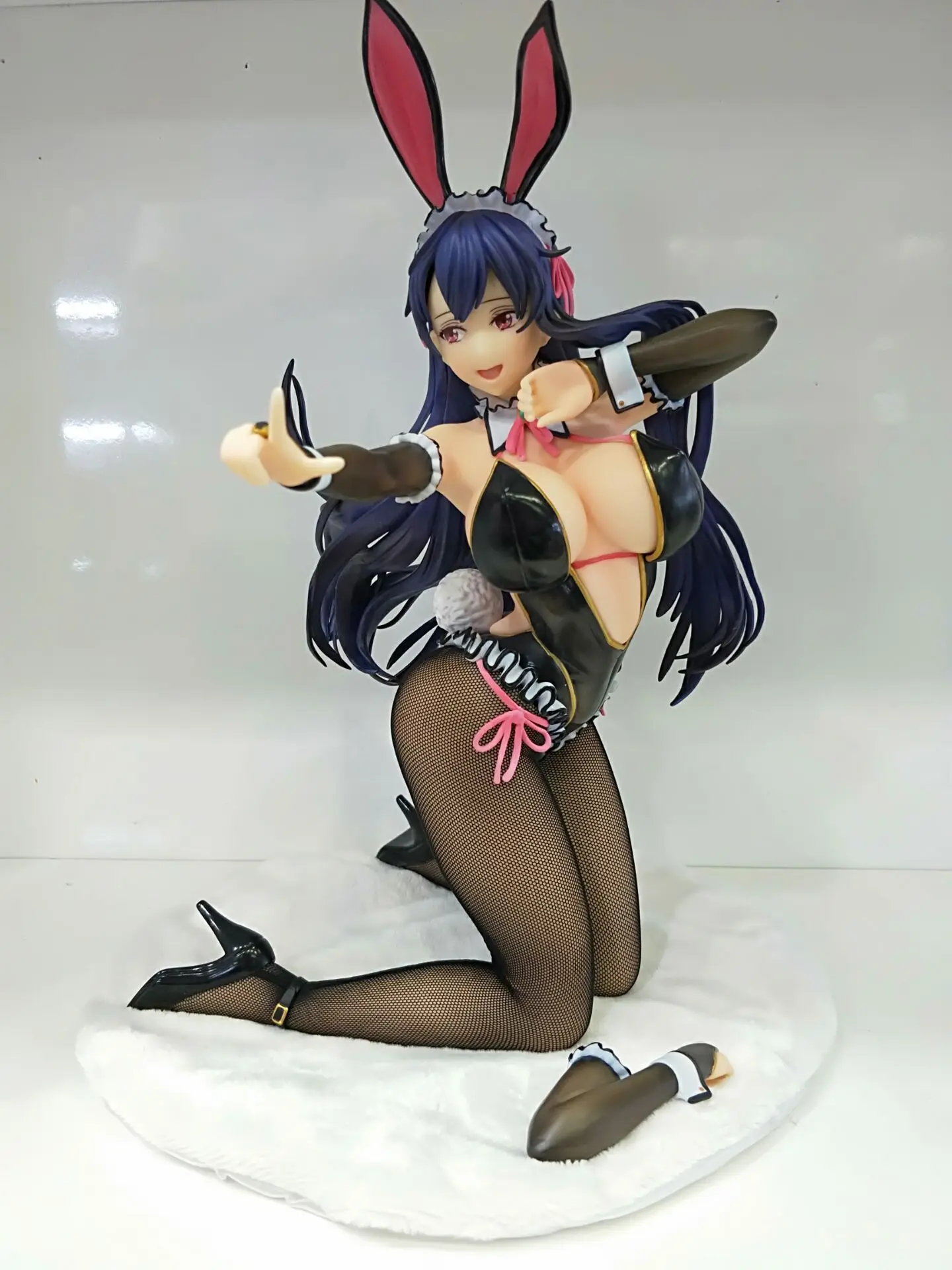 

Anime Bunny Series Early Benign Aya Incense Boxed Garage Kit Model Doll Ornaments