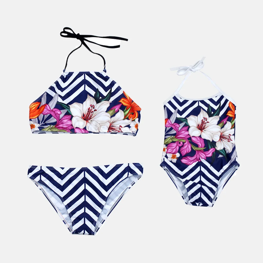 

Flower Swimwear Mother Daughter Swimsuits Beach Mommy and Me Clothes Family Look Mom Mum and Baby Matching Bikini Dresses