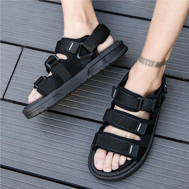 

Light Men's Sandals Summer Comfortable Men Shoes Leather Sandals Plust Size Comfortable Outdoor Men Casual Sandals Qucik Dry
