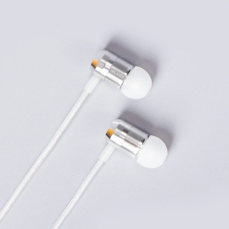 TFZ - Цвет: 001White