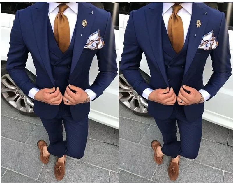 202015High Quality One Button Navy Blue Groom Tuxedos Peak Lapel Men Suits WeddingPromDinner Best Man Blazer