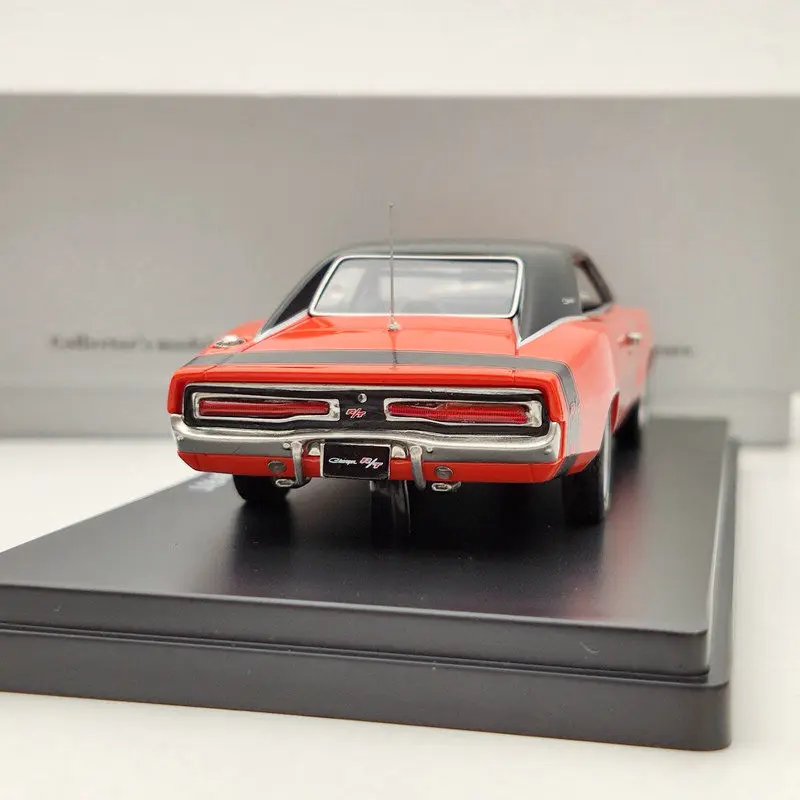 1:43 1969 Dodge зарядное устройство R/T Bumble Bee полоса смолы ОГРАНИЧЕННАЯ МОДЕЛЬ-оранжевый