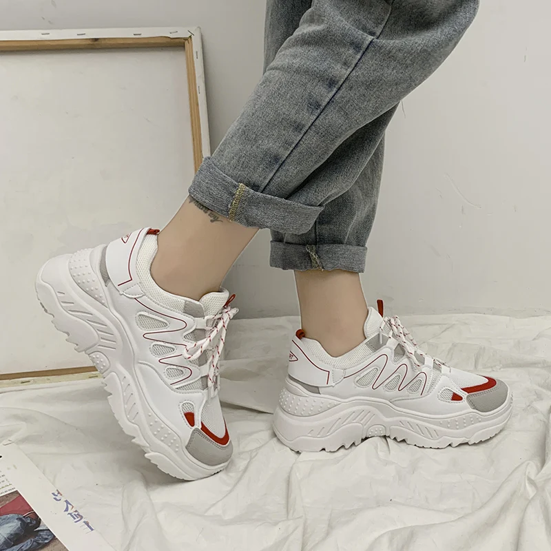 

Women's Chunky Sneakers Fashion Lace-Up Outdoor Flats Shoes Women Breathable Casual Shoes Women Shoes Platform Sneakers