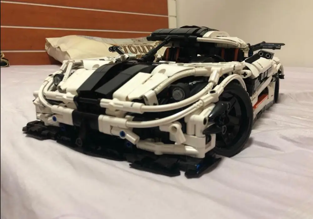 

IN STOCK 23002 3136pcs Super Sports Racing Car legoinges 42056 Model City Race Building Blocks Set MOC Technic Car Bricks Toys