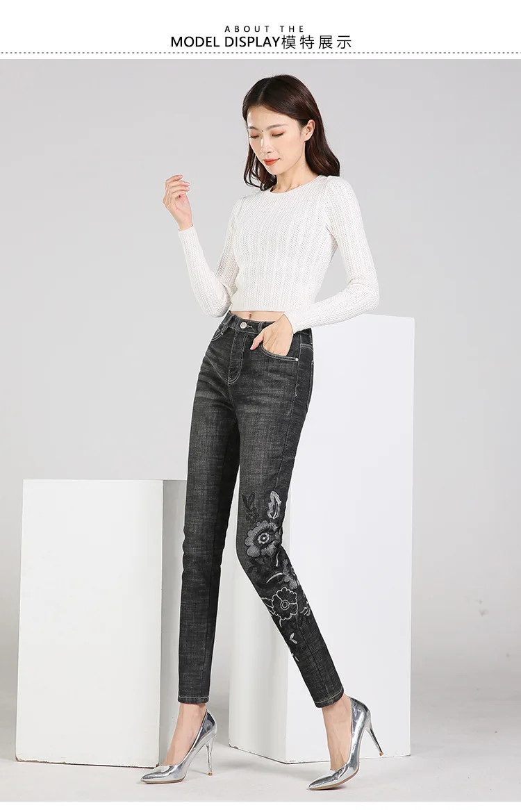 12350749261_528912256