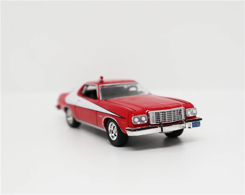Greenlight 1: 64 Ford Гран Torino красный/белый литья под давлением модель автомобиля без коробки