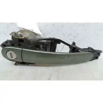 

3B0837207C HANDLE OUTER FRONT LEFT VOLKSWAGEN PASSAT SALOON (3B3)