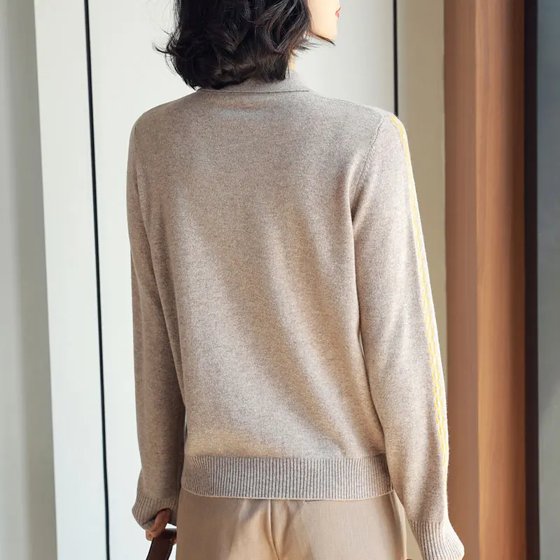 2G Mobile Phone for Seniors with 2 batteries SOS