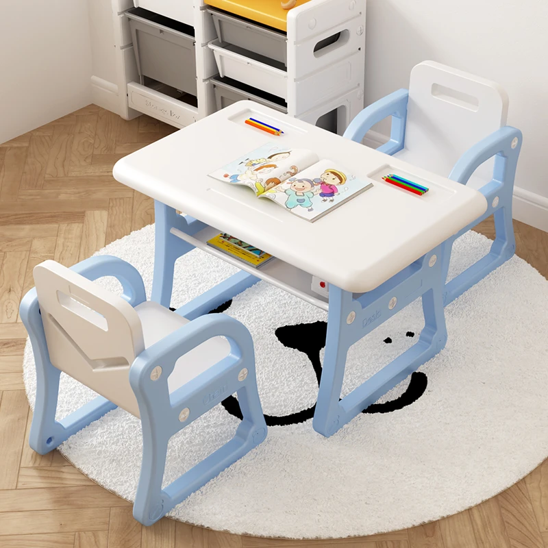 childrens small desk and chair