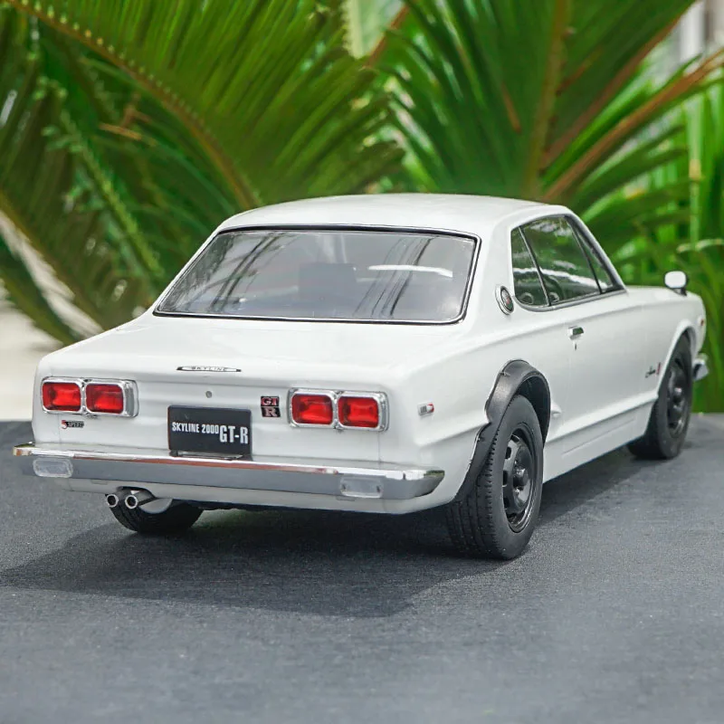 1:18 Масштаб Nissan GTR GT-R модель автомобиля из сплава сувенир литье под давлением металлический автомобиль коллекция игрушек F детские подарки дорожные инструменты