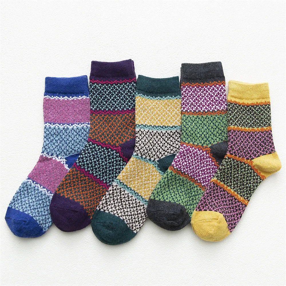 5 пар осенне-зимних плотных шерстяных носков женские забавные носки в японском стиле с изображением цветов звезд для женщин среднего возраста 102701