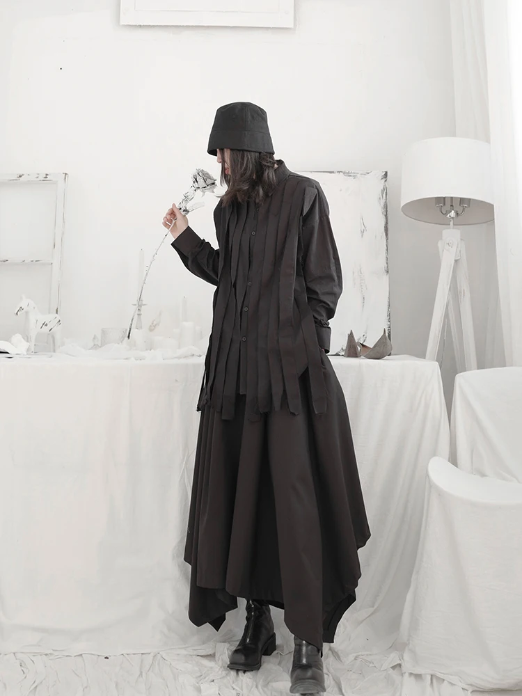 Yamamoto's dark and unusual yoji design is