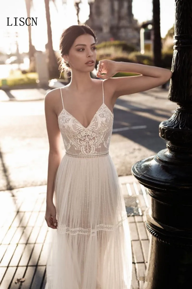 

Boho Geometric Lace Summer Beach Wedding Dress Tulle Floor Length Bridal Gown Applique Bohemian Spaghetti Strap Backless Vestido